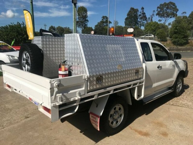 2011 TOYOTA HILUX SR (4x4) KUN26R MY11 UPGRADE