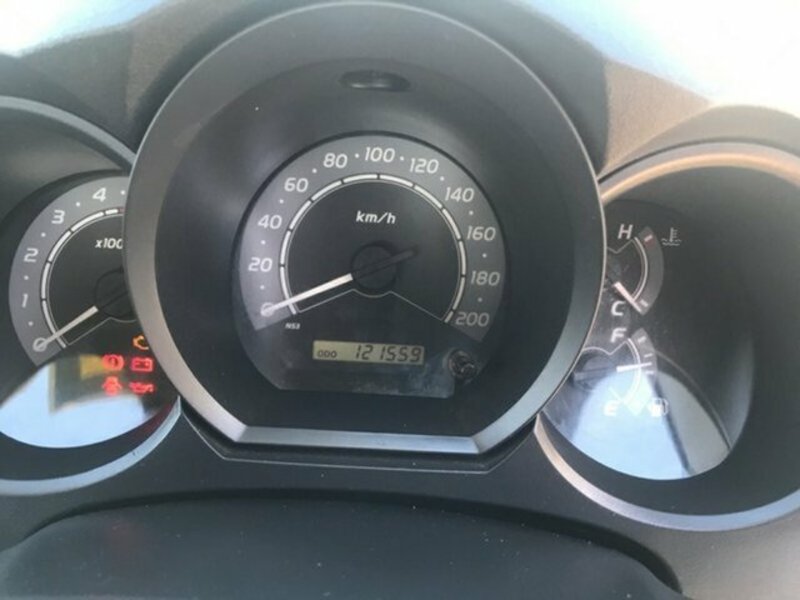 2011 TOYOTA HILUX SR (4x4) KUN26R MY11 UPGRADE