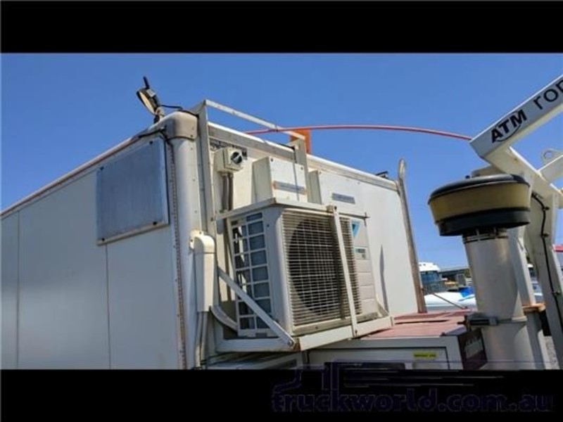 2013 ISUZU FRR500 Isuzu FRR500 Long Food Truck FRR500 Truck