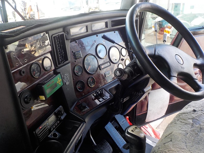2009 KENWORTH T408 T408 Truck