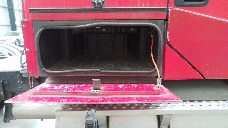 2002 IVECO Powerstar 6300 Powerstar 6300 Truck
