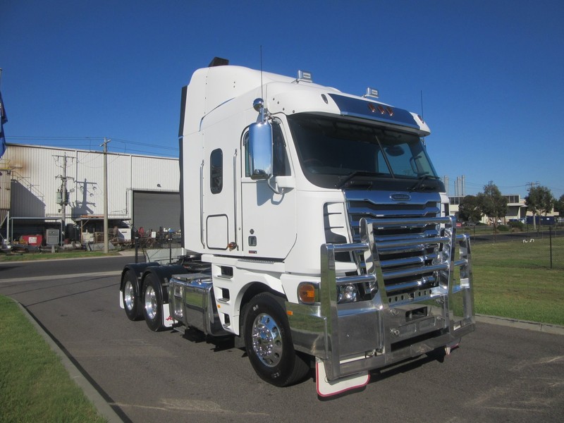 2014 FREIGHTLINER Argosy 101 CAB Argosy Truck