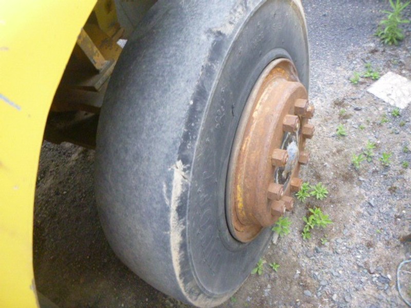 CATERPILLAR Forklift