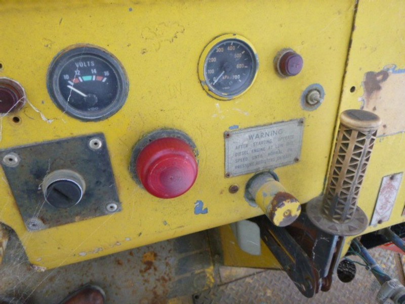 CATERPILLAR Forklift