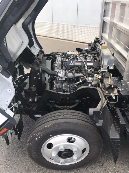 2017 FUSO Canter 515 FEA21CR3SFAC Canter 515 Truck