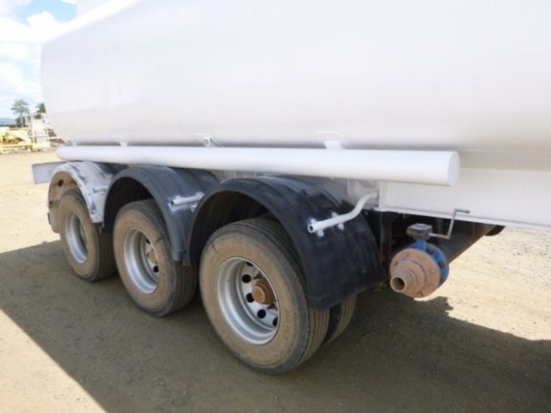 2010 Freight King Tanker Semi Trailer