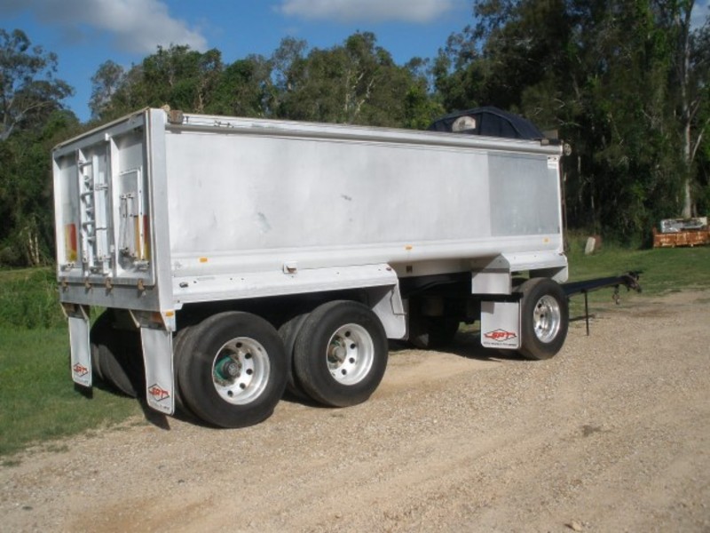 1999 Borcat Tipper Dog Trailer