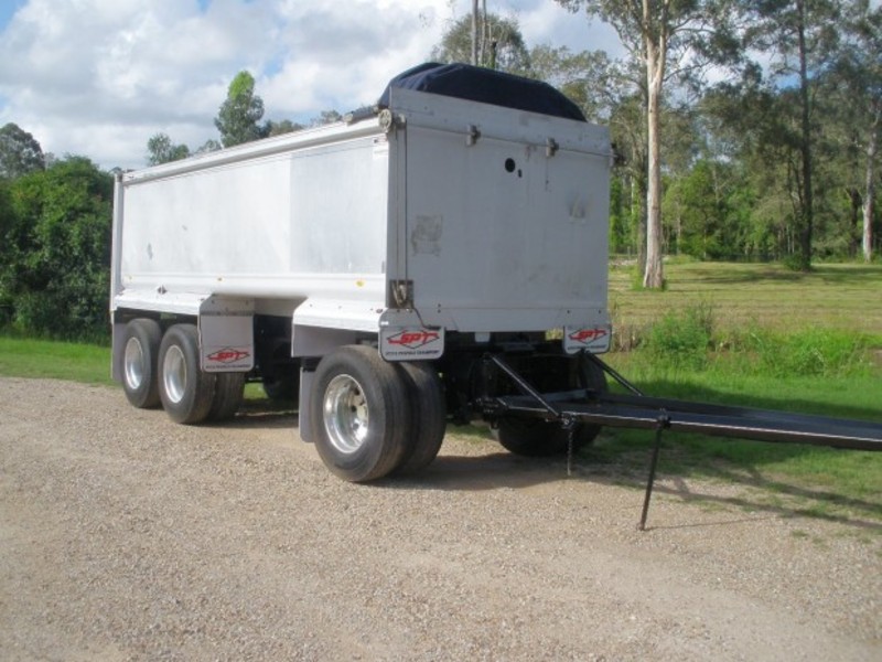 1999 Borcat Tipper Dog Trailer