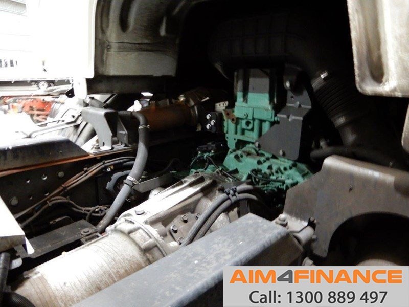 2011 VOLVO FE300340 Volvo FE300 Garbage truck FE300340 Truck