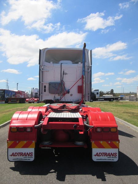 2011 FREIGHTLINER CORONADO Coronado Truck