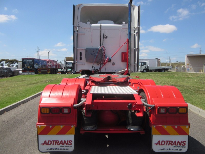 2011 FREIGHTLINER CORONADO Coronado Truck
