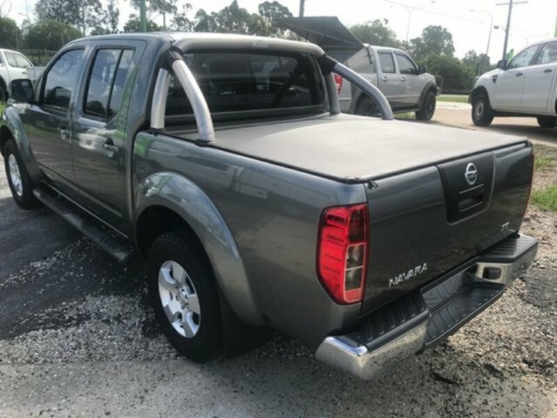 2011 NISSAN NAVARA ST (4x4) D40