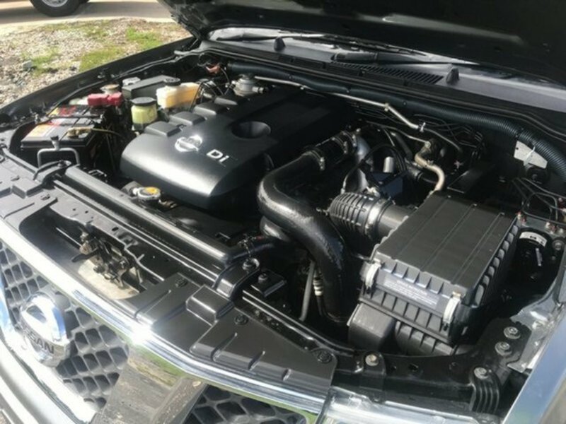 2011 NISSAN NAVARA ST (4x4) D40