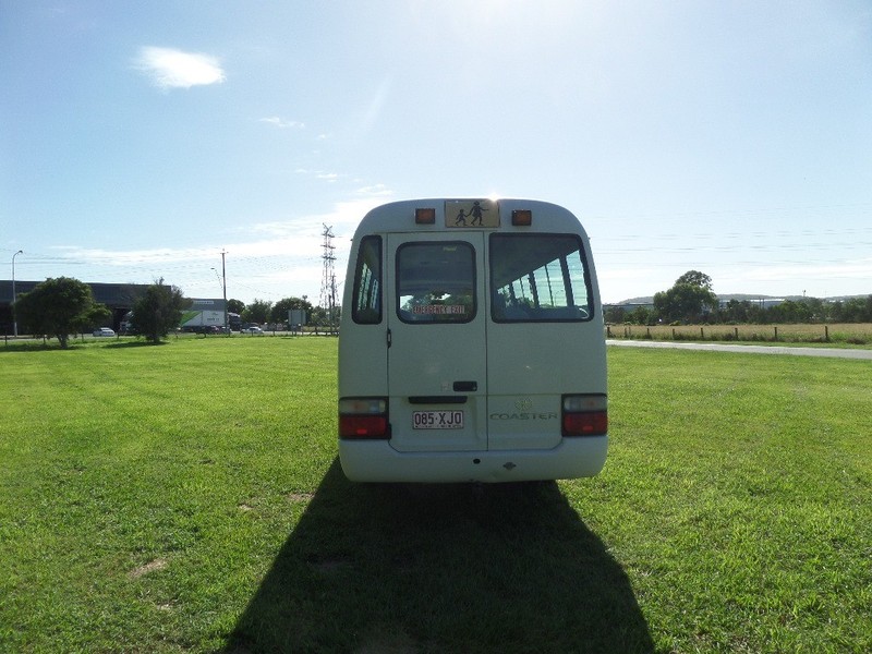 2002 TOYOTA COASTER Bus