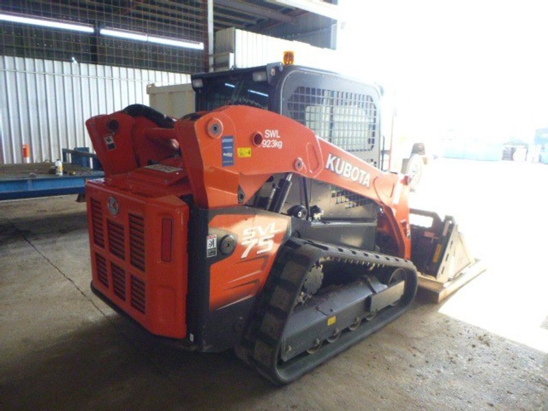2017 KUBOTA SVL75 Tracked Skid Steer Loader