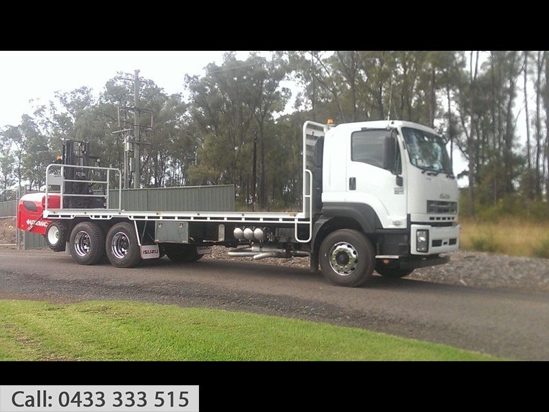 2018 ISUZU FXY 240-350 Isuzu FXY 350hp with forklift FXY 240-350 Truck