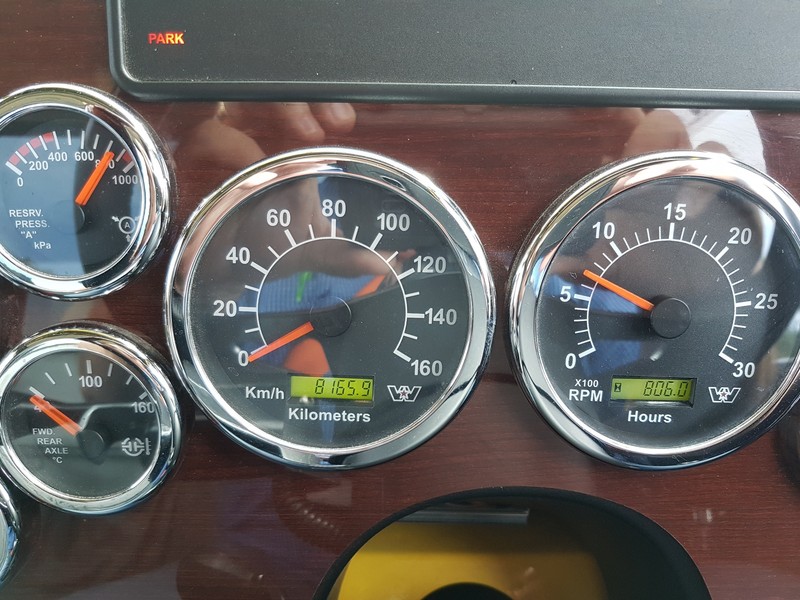 2017 WESTERN STAR 4784SB 8 X 4 WESTERN STAR AGITATOR 4784SB Truck