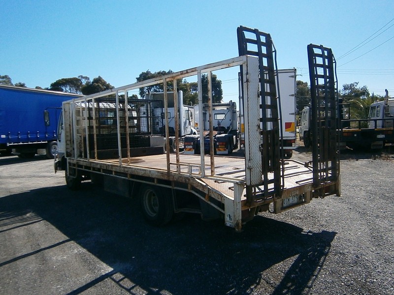 2001 HINO FC 1022-500 Series Beavertail FC 1022-500 Series Truck