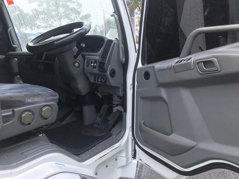 2007 FUSO Fighter FIGHTER 617 Fighter Truck