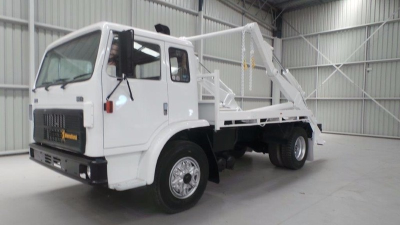 1990 INTERNATIONAL Acco 2250E Acco 2250E Truck