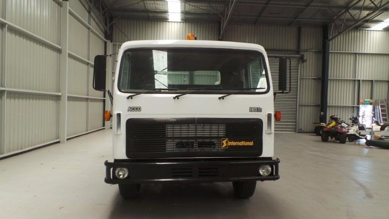 1990 INTERNATIONAL Acco 2250E Acco 2250E Truck
