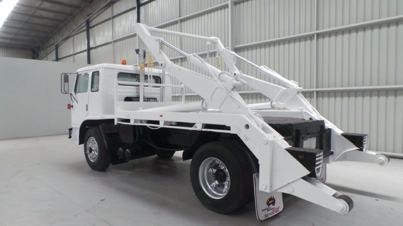 1990 INTERNATIONAL Acco 2250E Acco 2250E Truck