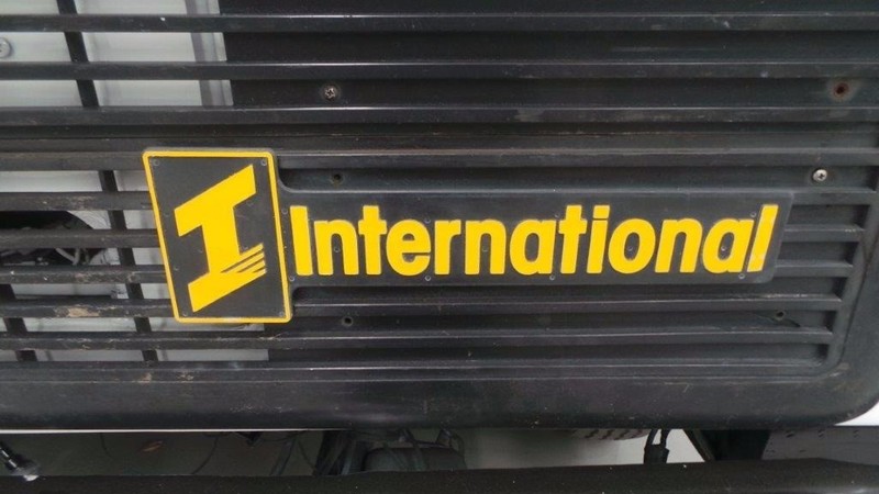 1990 INTERNATIONAL Acco 2250E Acco 2250E Truck