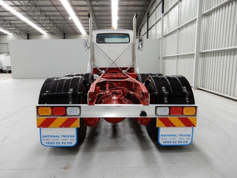 1992 FORD L8000 L8000 Truck