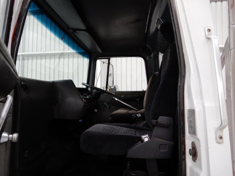 1992 FORD L8000 L8000 Truck