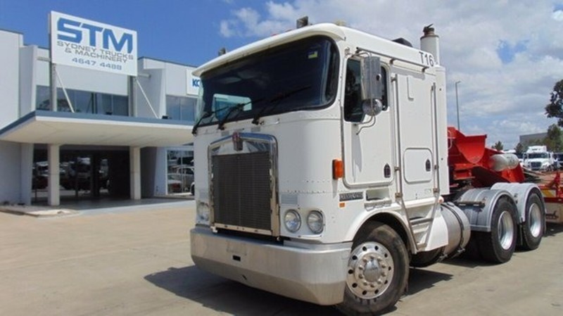 2005 KENWORTH K104 K104 Truck
