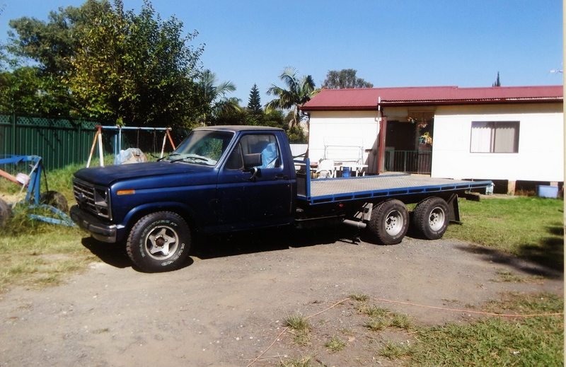 1984 FORD F100
