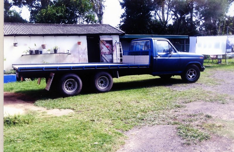 1984 FORD F100