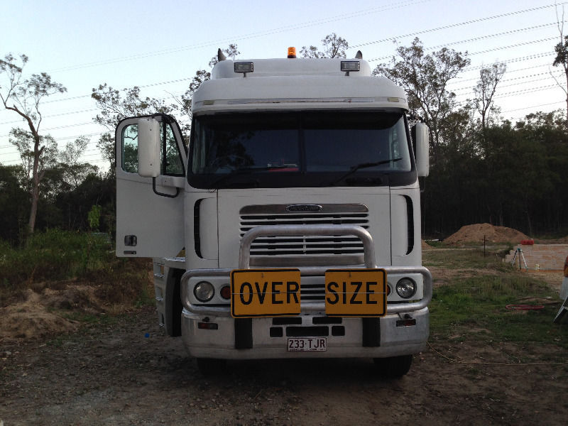 2003 FREIGHTLINER ARGOSY (6x4)