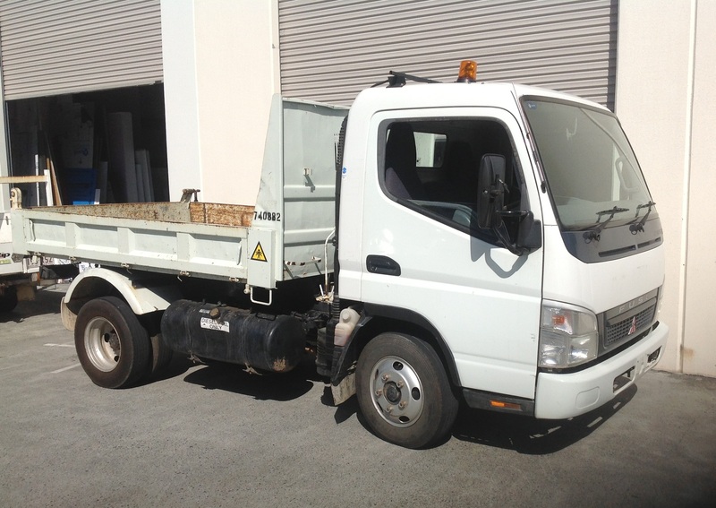 2007 MITSUBISHI CANTER