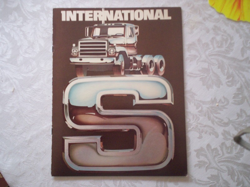 INTERNATIONAL USA S-SERIES 12 PAGE BROCHURE