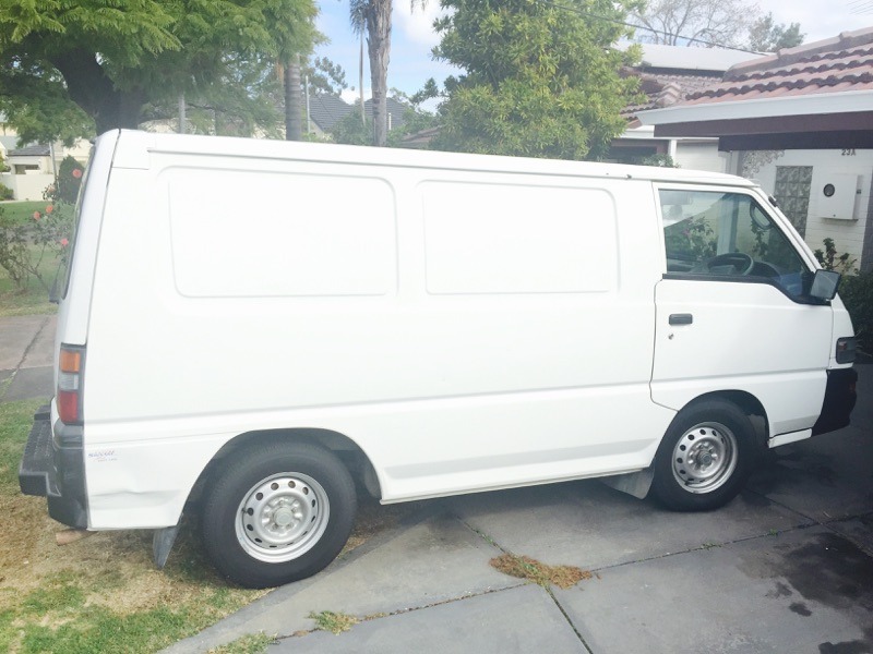 2011 MITSUBISHI EXPRESS SWB SJ MY12