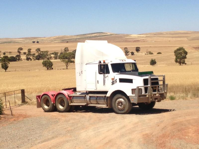 1996 INTERNATIONAL S 3600N14 430 (6x4)