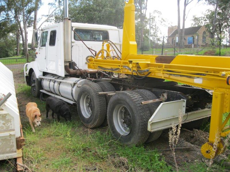 INTERNATIONAL S 3600 D425C
