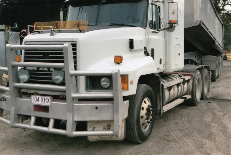 2000 MACK CH PRIME MOVER