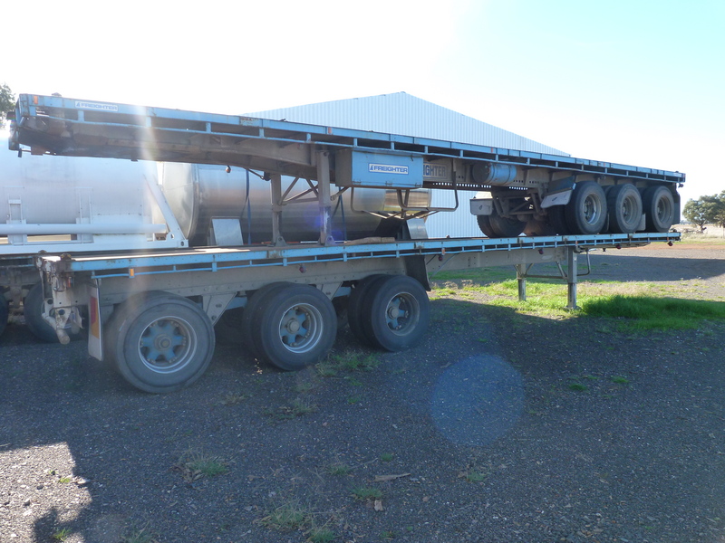 1973 McGRATH TRI-AXLE 40FT FLAT TOP #008878