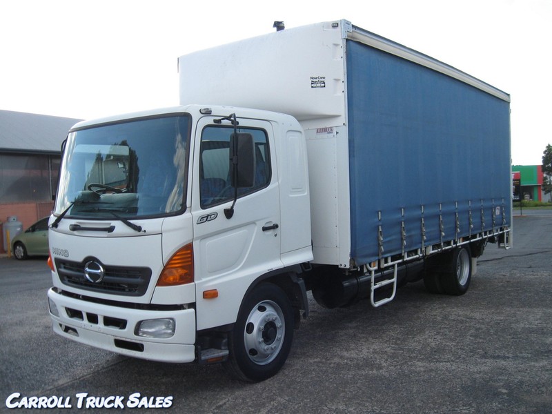 2006 HINO GD 500 SERIES 1J 1227 0150