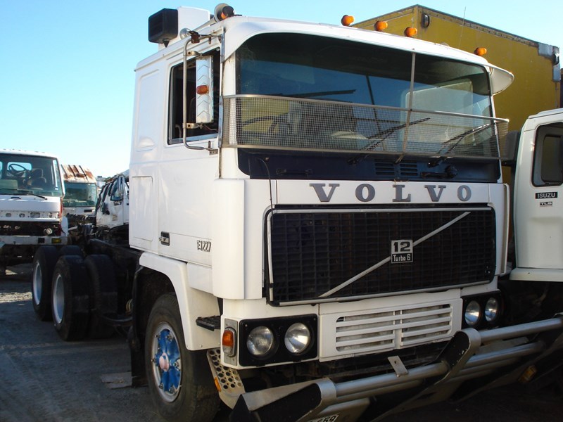 1982 VOLVO F12 TD102G