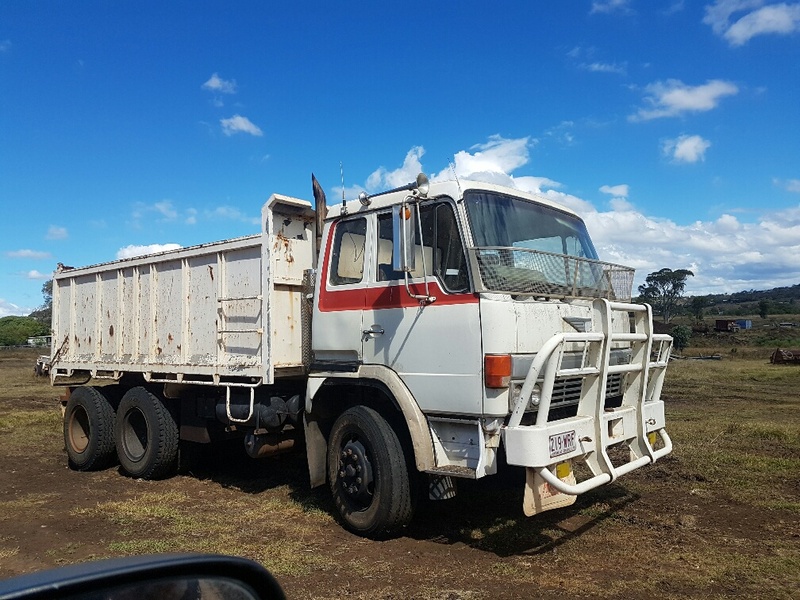 HINO 10 CUBIC METRE TIPPER #144823