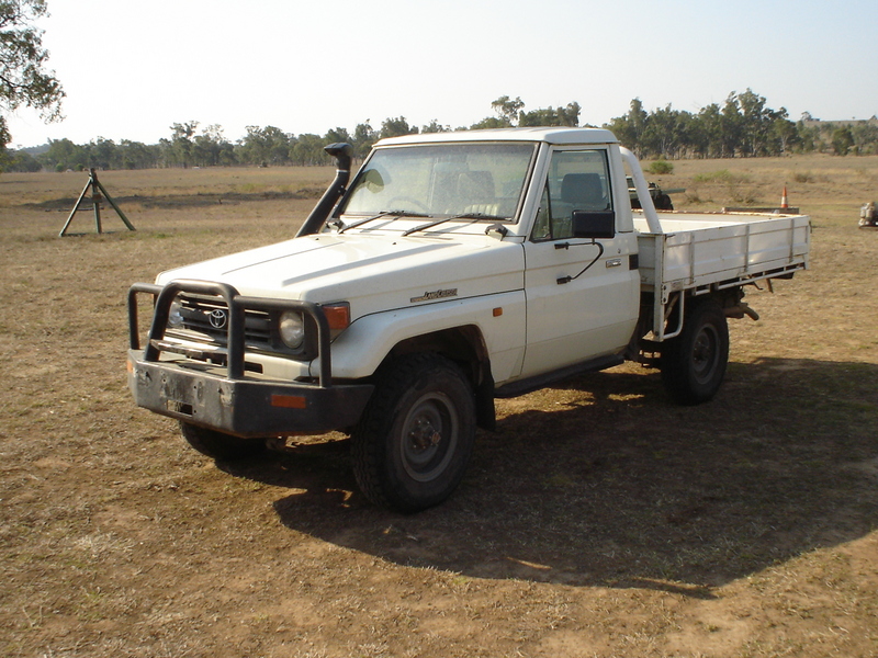 1999 TOYOTA LANDCRUISER