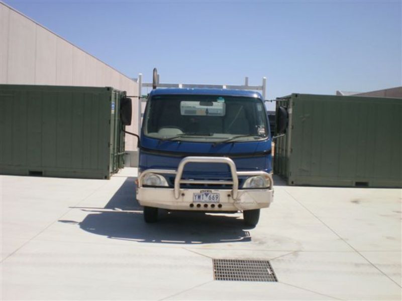 2003 HINO DUTRO
