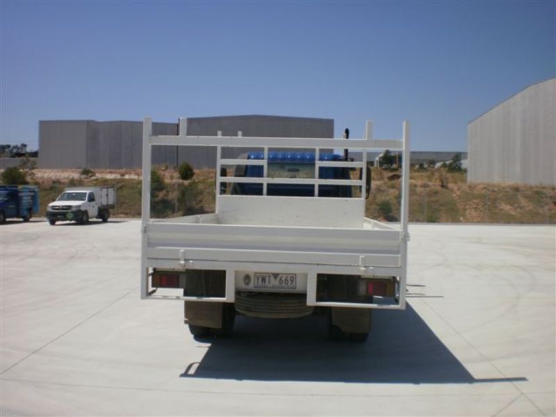 2003 HINO DUTRO