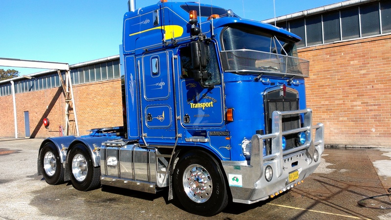 2003 KENWORTH K104