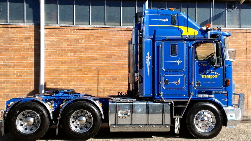 2003 KENWORTH K104