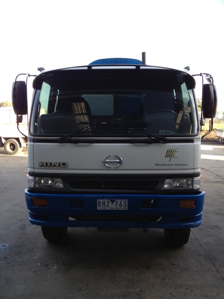2001 HINO FM