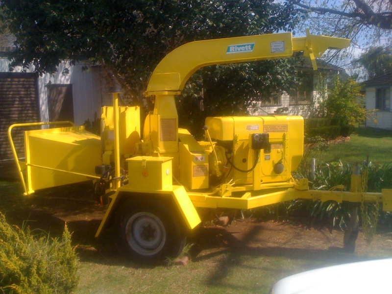 1992 RIVETT WOOD CHIPPER